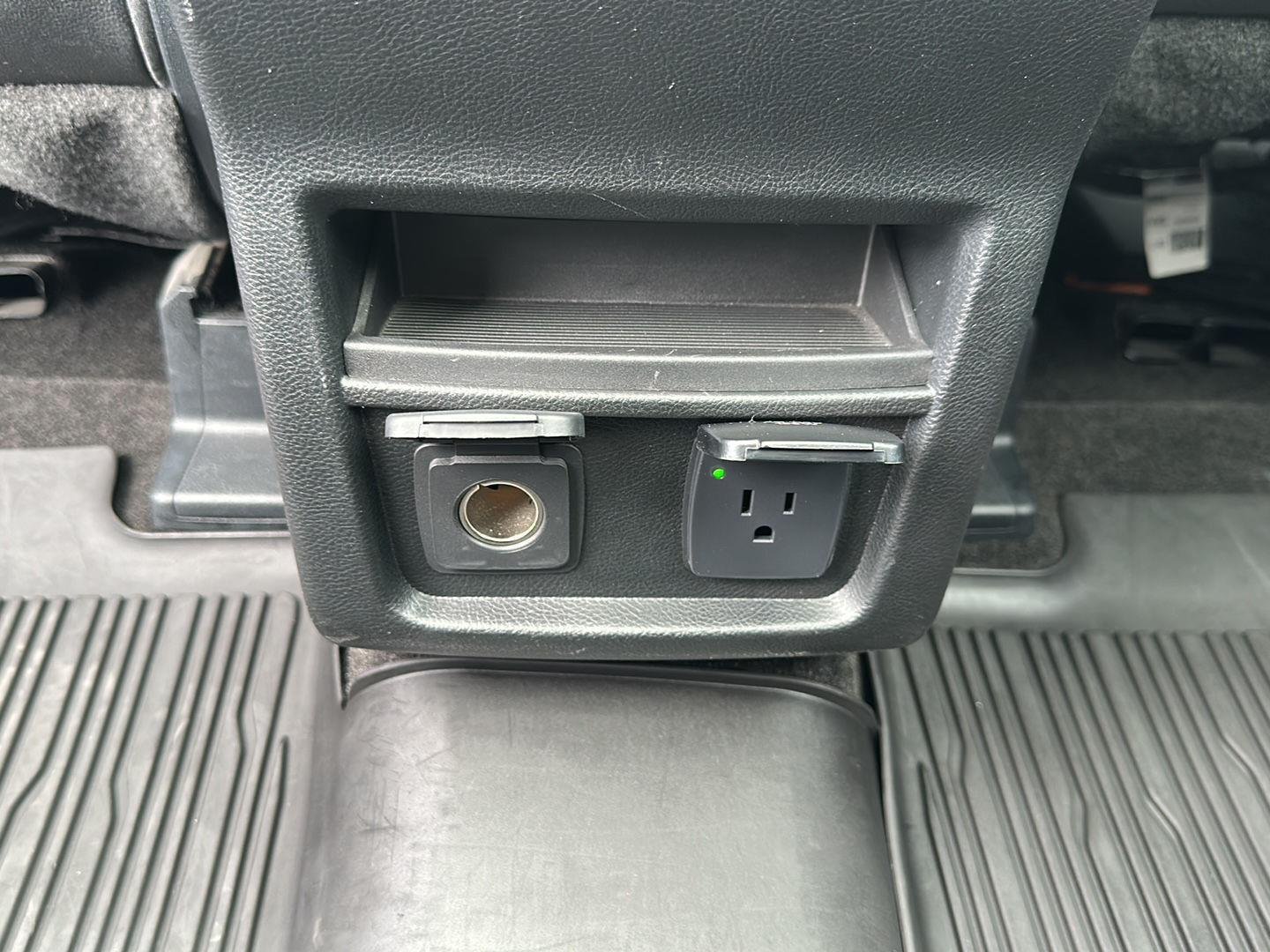Used 2019 Blue Metallic Ford SEL image 29