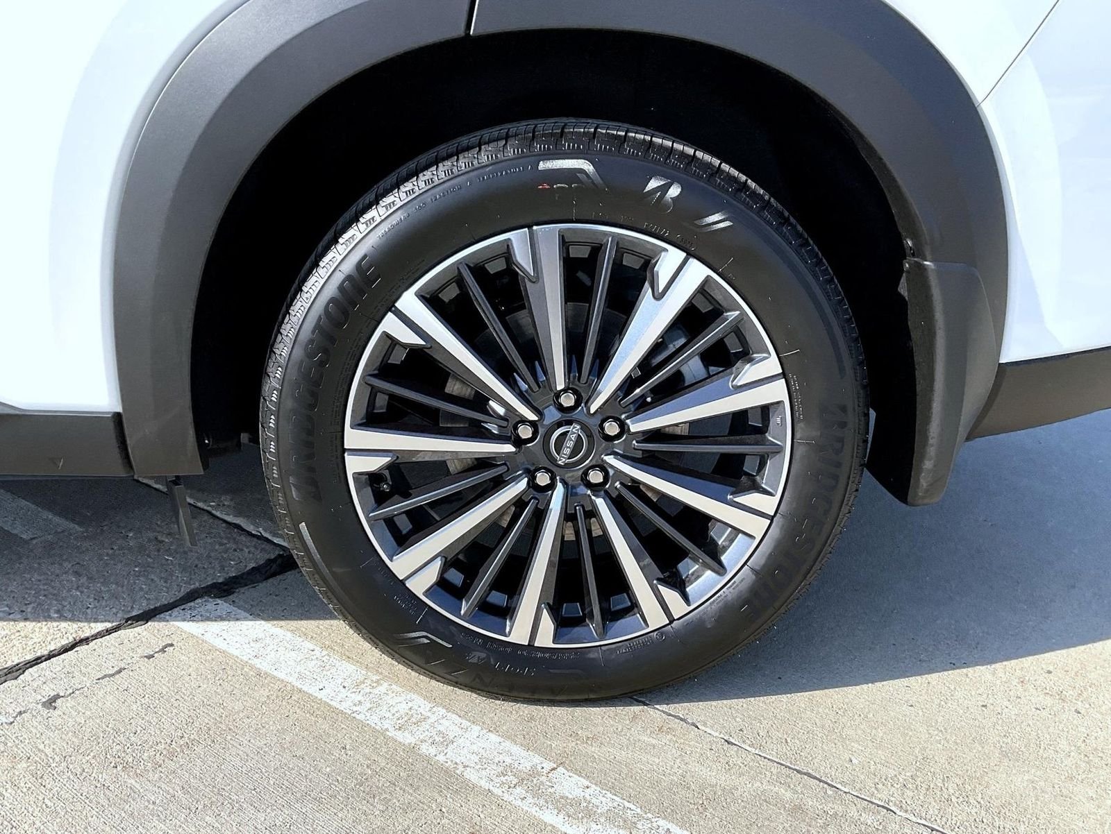 New 2026 White Nissan Platinum image 24