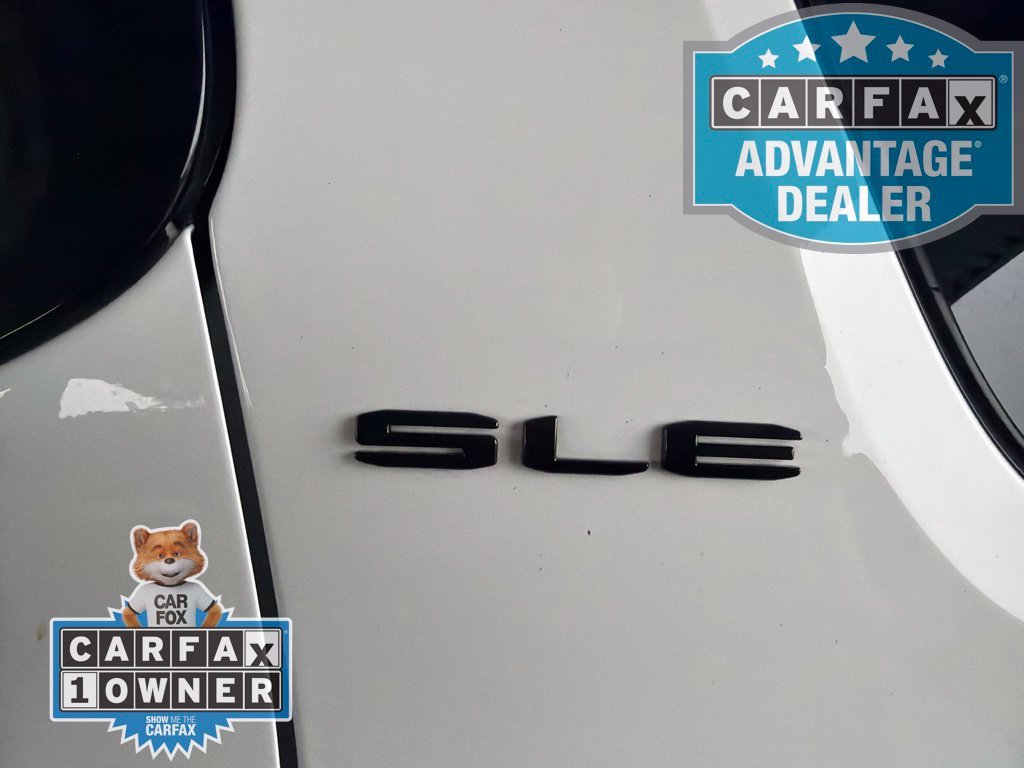 2023 GMC Acadia SLE - Photo 11