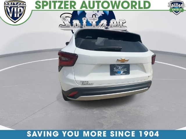 2026 Chevrolet Trax LT - Photo 11