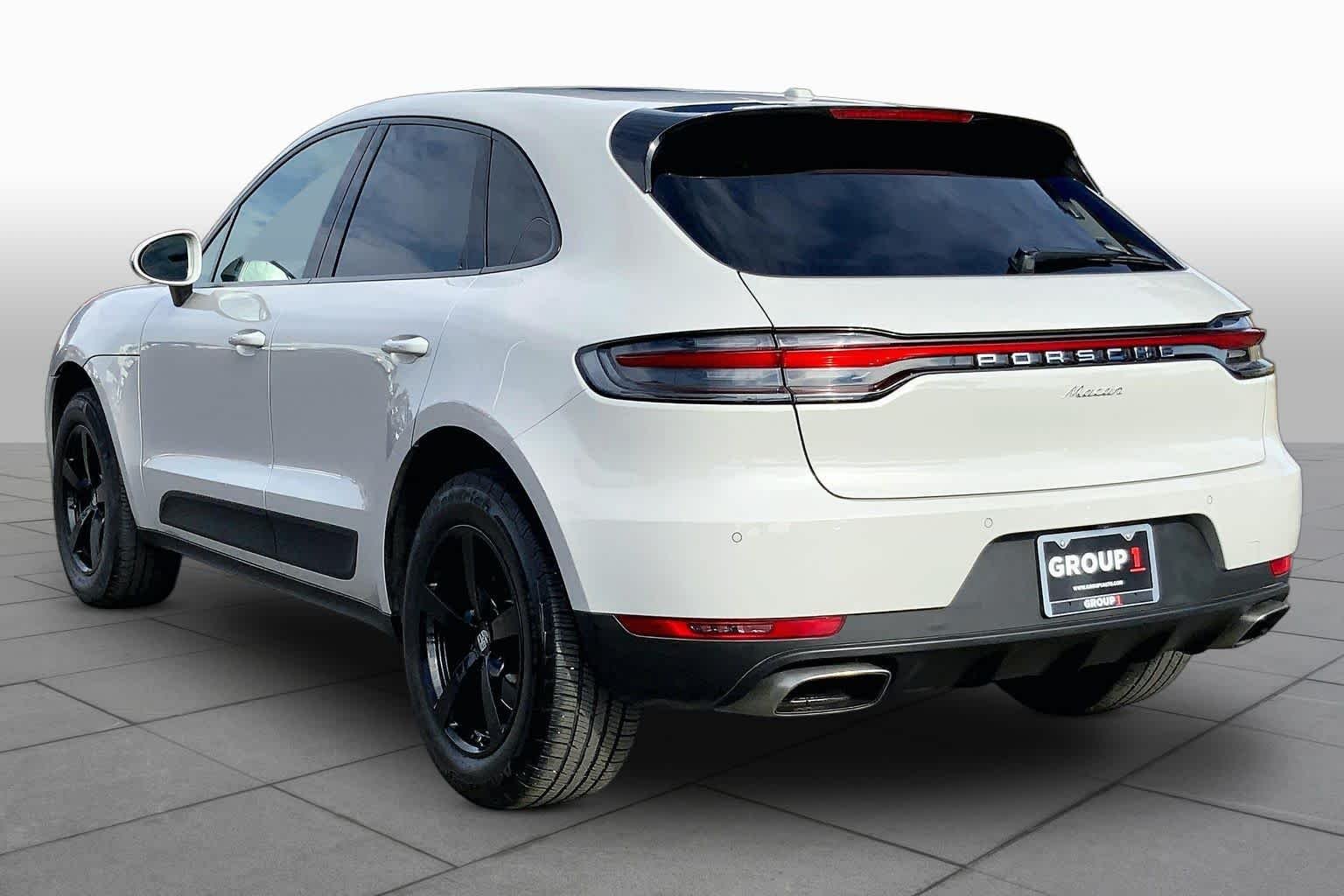 Used 2019 Carrara White Metallic Porsche  image 11