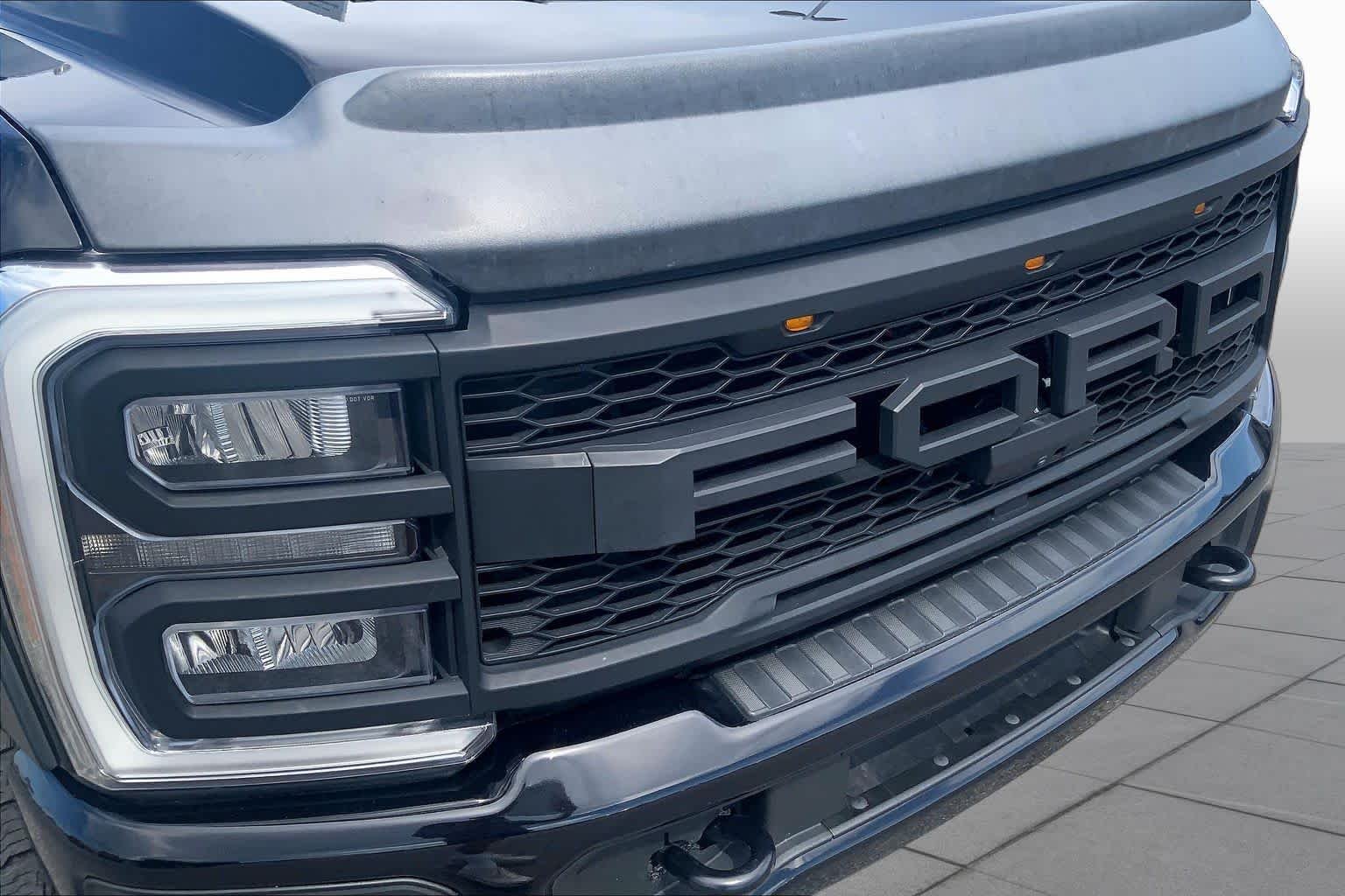 Used 2024 Agate Black Ford XL image 29