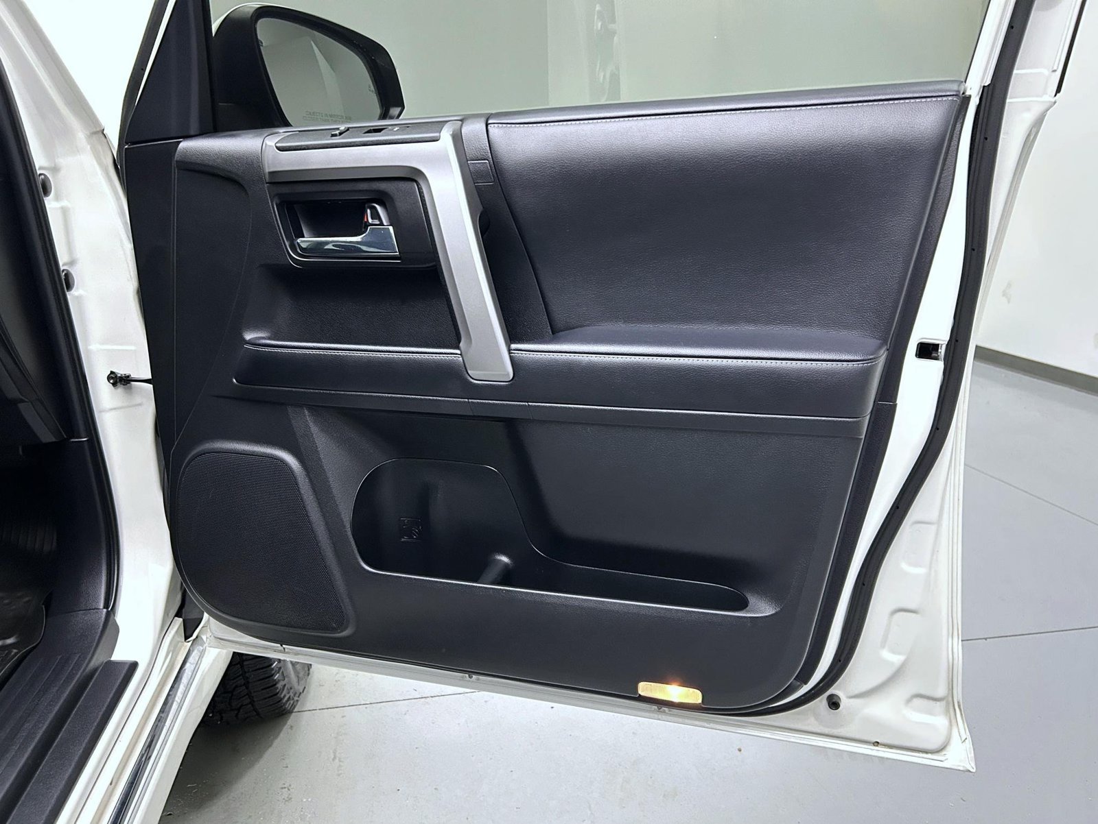 Used 2023 White Toyota Limited image 16