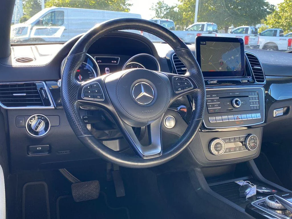 Used 2018 Lunar Blue Metallic Mercedes-Benz GLS 550 image 4