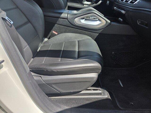 Used 2019 designo Diamond White Metallic Mercedes-Benz AMG® GLE 43 image 32