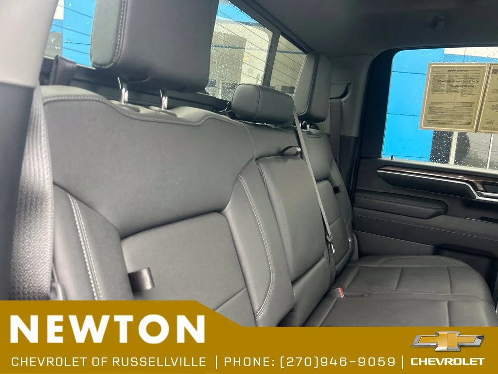Used 2025 Black Chevrolet LT image 24