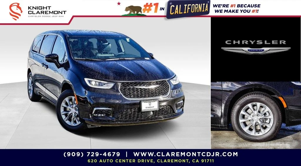 2026 Chrysler Pacifica Select AWD's photo