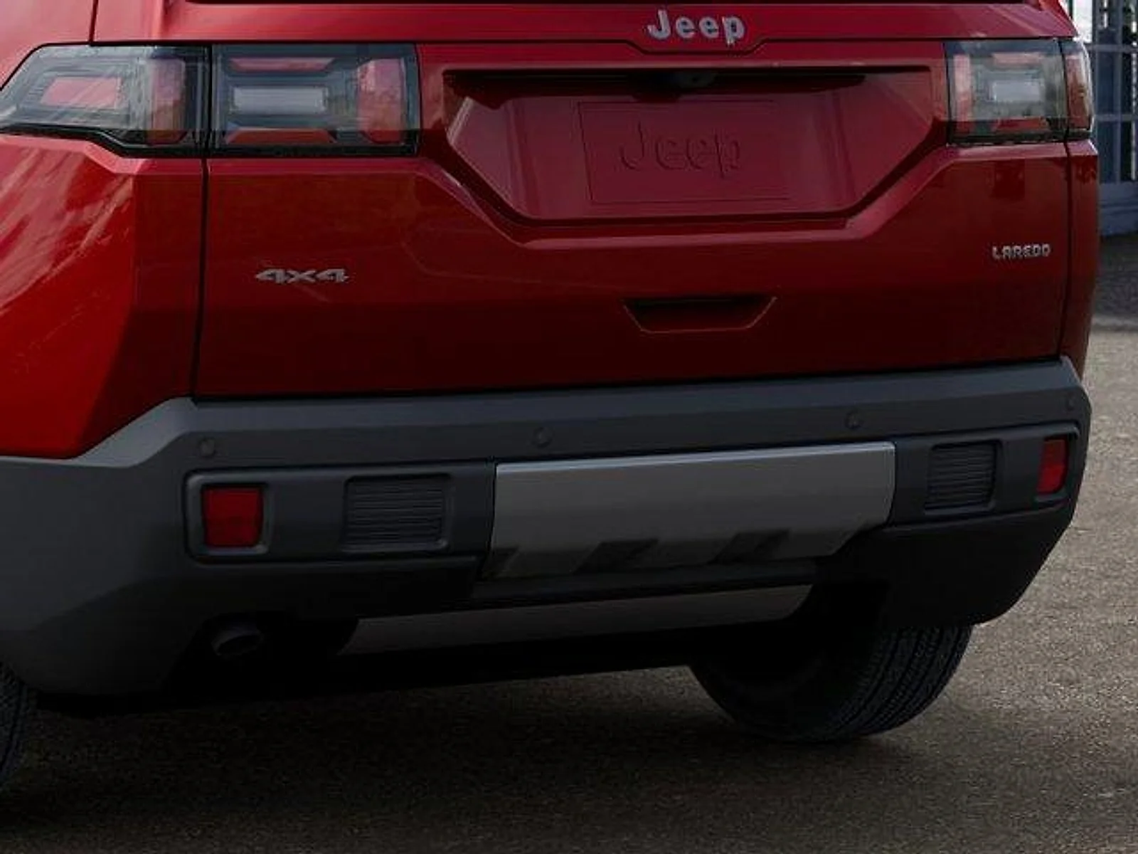 New 2026 Red Hot Pearl-Coat Exterior Paint Jeep Laredo 4x4 image 13
