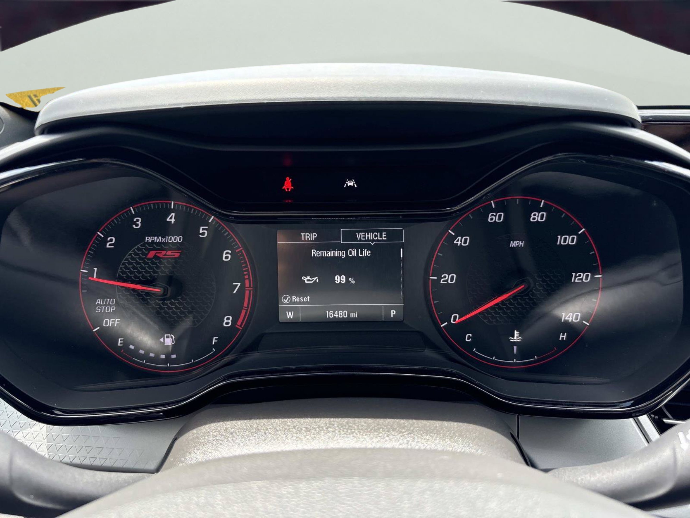 Used 2025 Summit White Chevrolet 1RS image 35