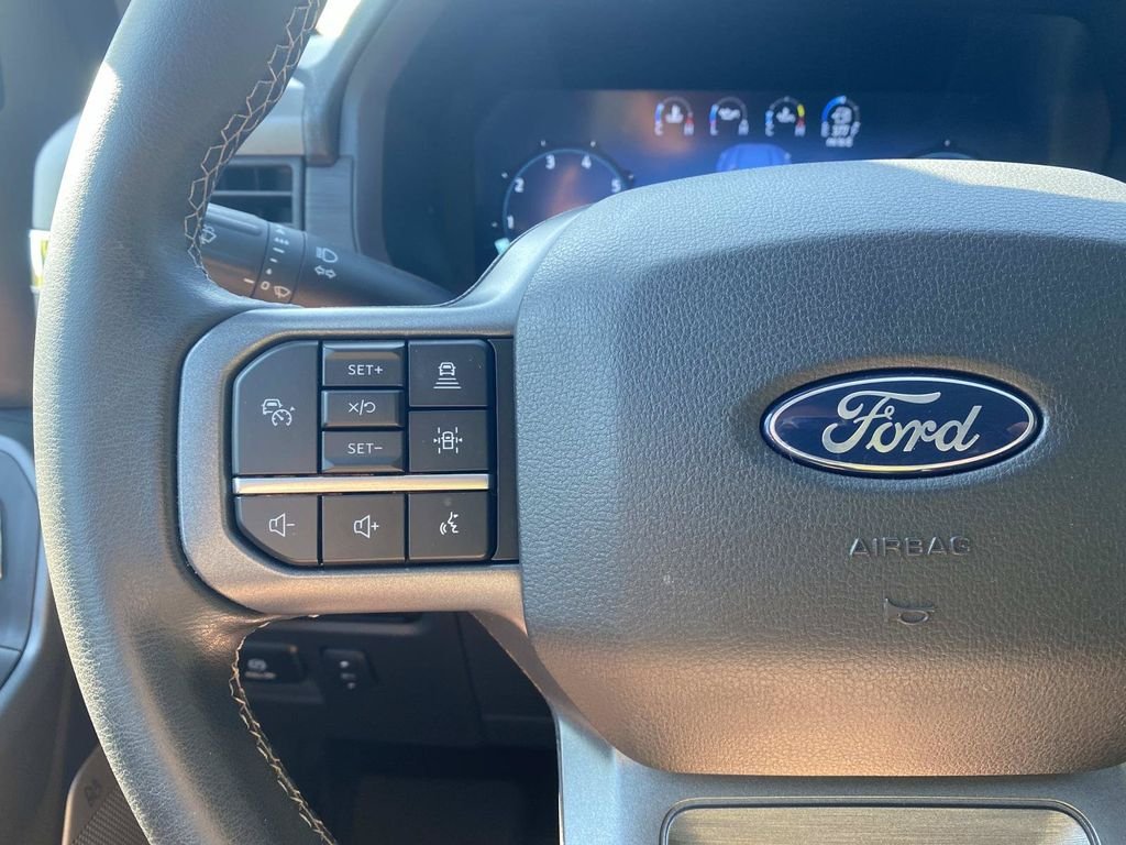 Certified Used 2024 Avalanche Ford XLT image 34