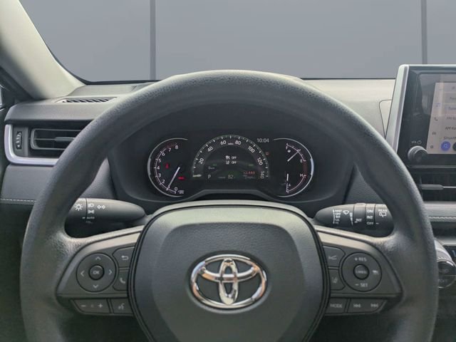 Used 2025 Magnetic Gray Metallic Toyota XLE image 31