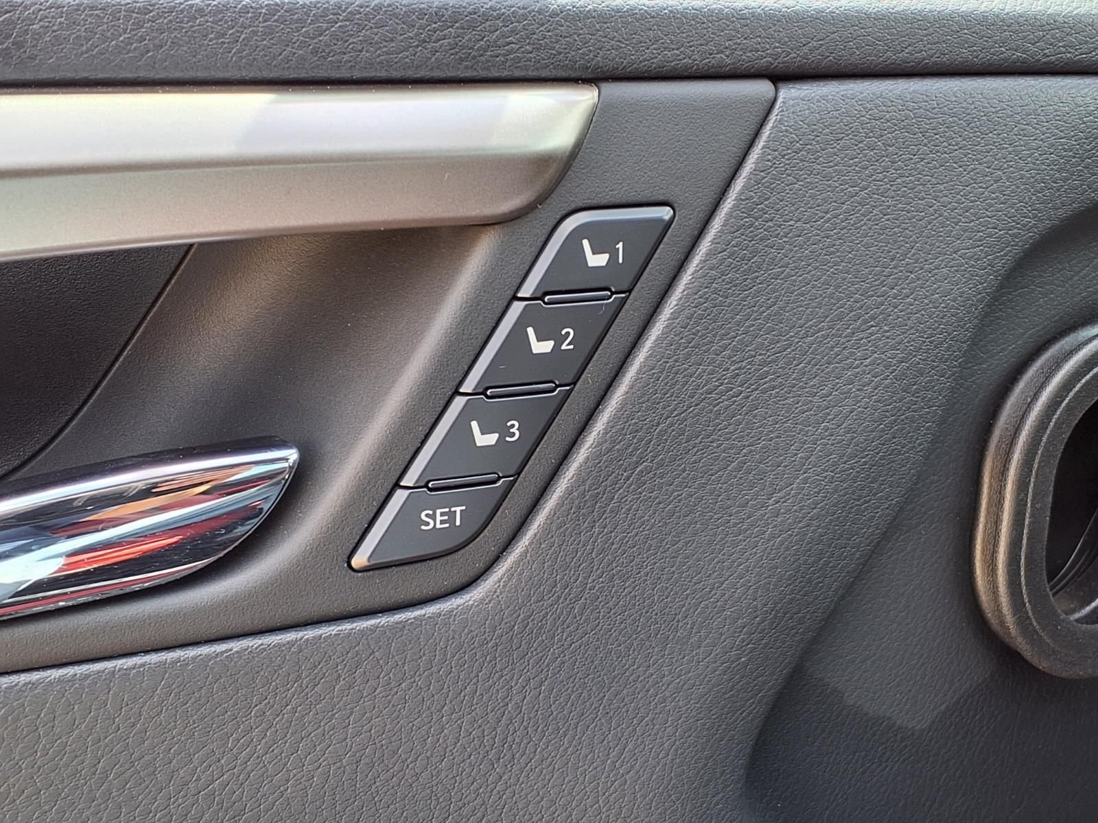 Used 2022 Silver Lexus 350 F Sport Handling image 23