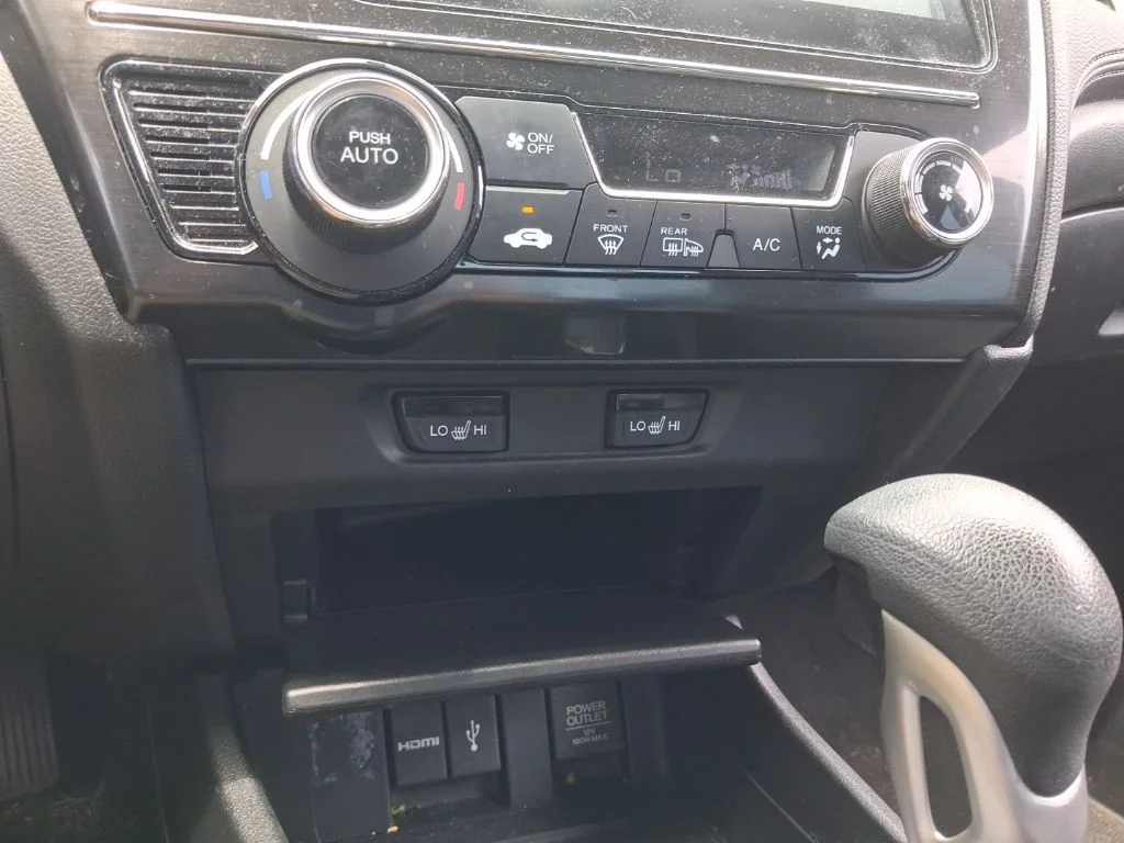 Used 2015 Black Honda EX-L image 26