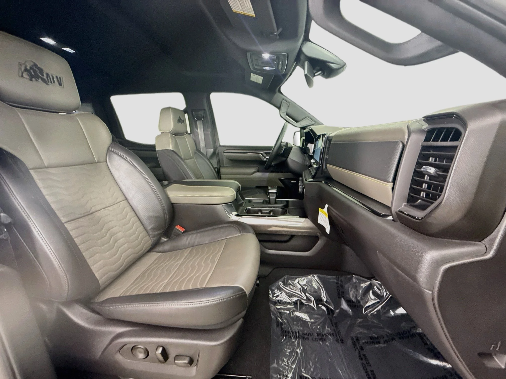 Used 2024 Slate Gray Metallic Chevrolet ZR2 image 30