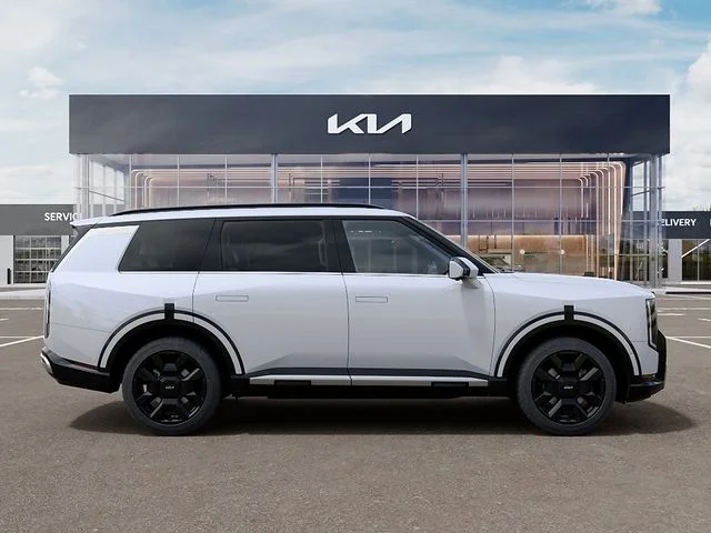 New 2027 White Kia SX Prestige image 8