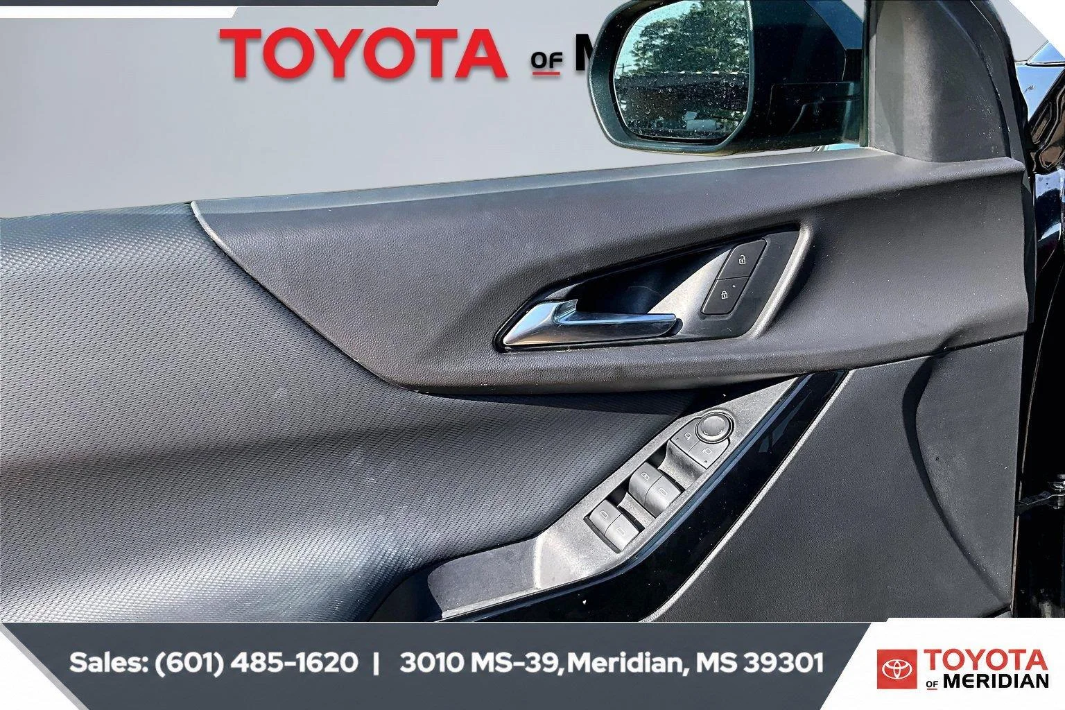 Used 2026 Mosaic Black Metallic Chevrolet AWD LT image 17