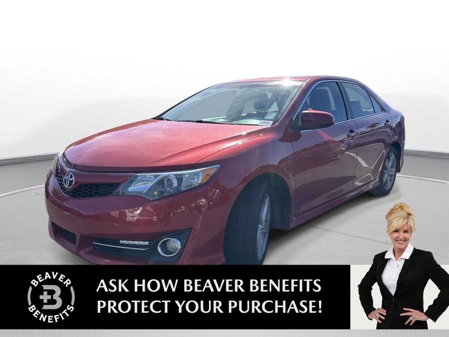 Used 2013 Barcelona Red Metallic Toyota SE image 1