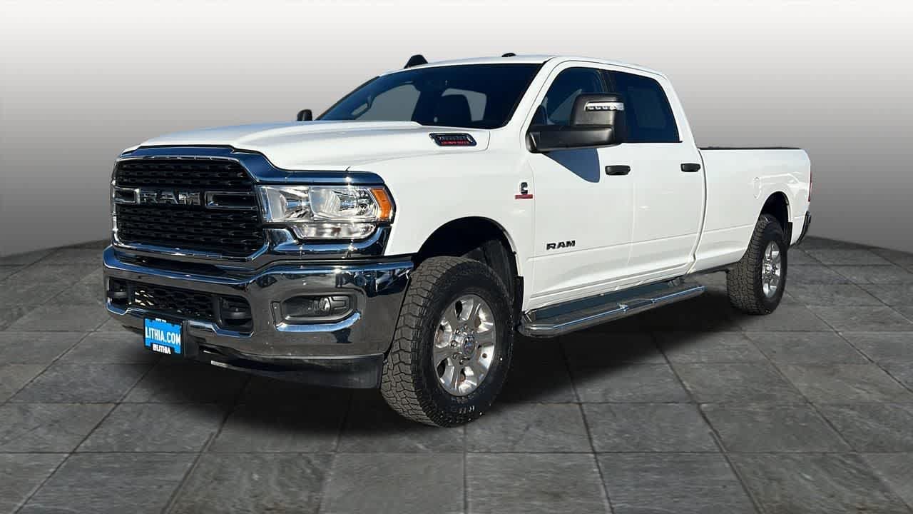 2024 RAM 3500 Big Horn 4X4 Crew Cab LWB's photo