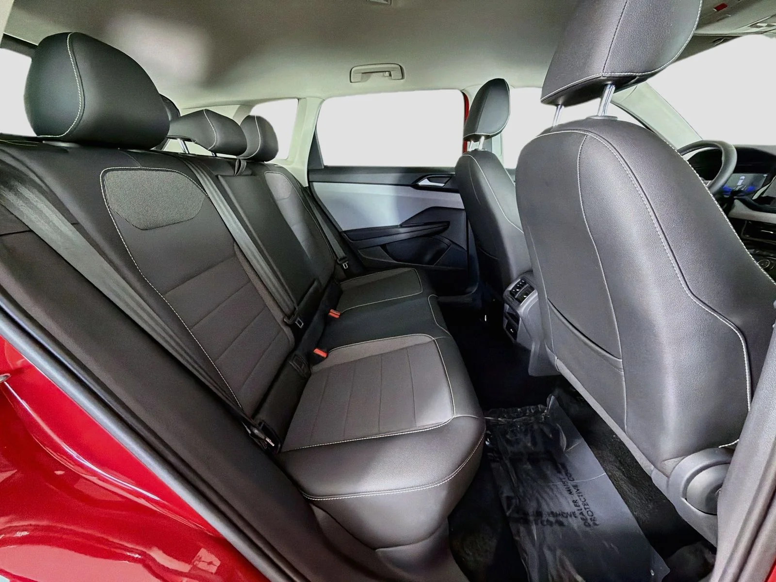 Used 2022 Kings Red Metallic Volkswagen 1.5T SE image 26