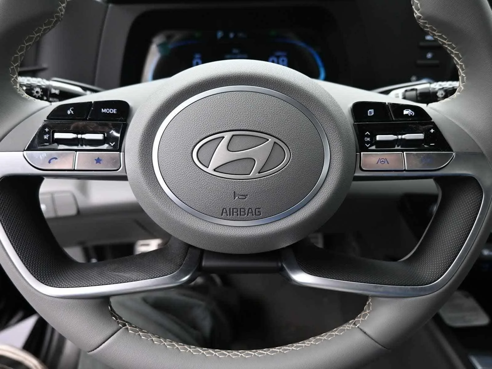 New 2026 Abyss Black Hyundai SEL Sport image 6