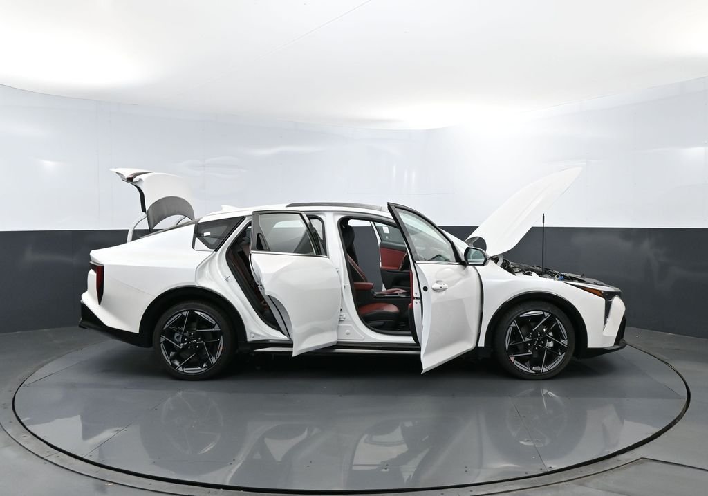 New 2026 Snow White Pearl Kia GT-Line image 28