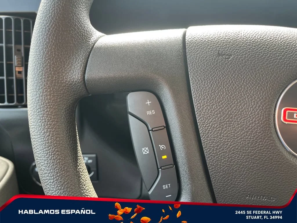 New 2026 Summit White GMC Work Van image 20