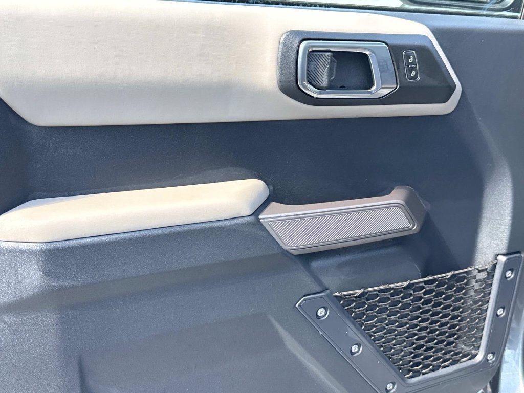 Used 2023 Gray Ford Wildtrak image 19