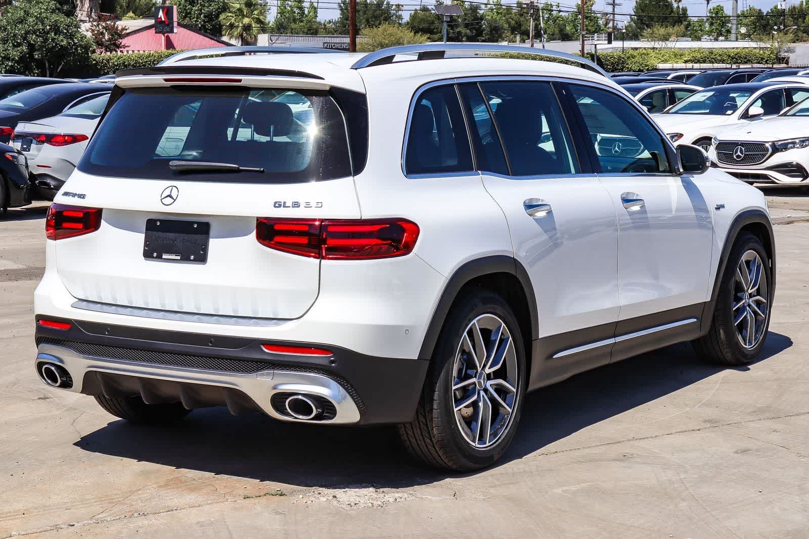 New 2026 Polar White Mercedes-Benz AMG® GLB 35 image 4