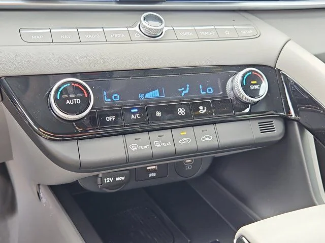 2025 Hyundai Elantra Blue - Photo 25
