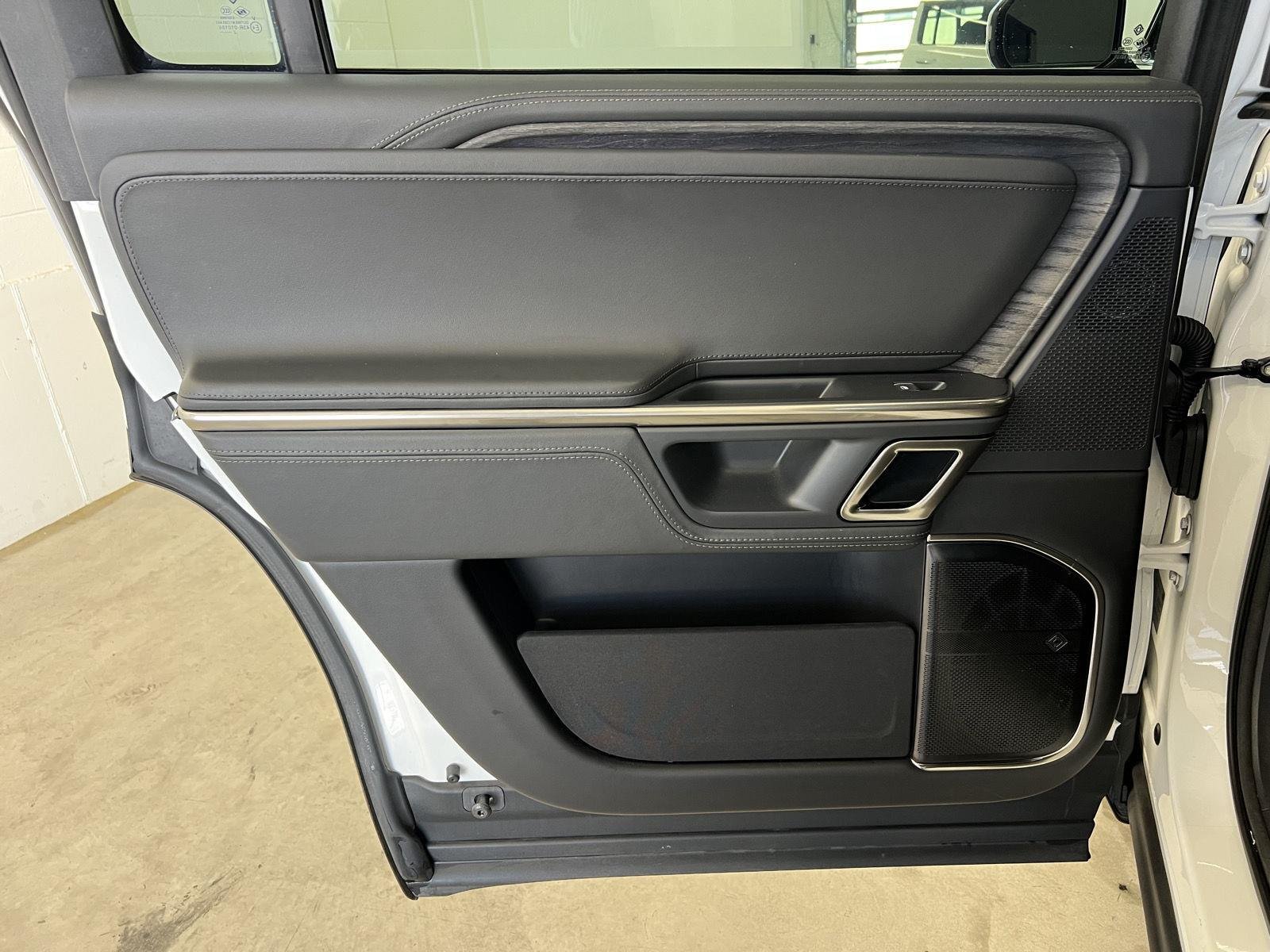 Used 2023 Glacier White Rivian Adventure image 21