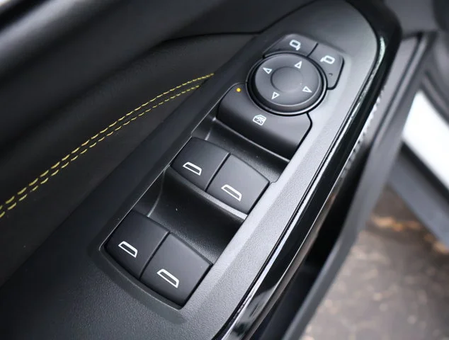 2026 Chevrolet Trax LT - Photo 8