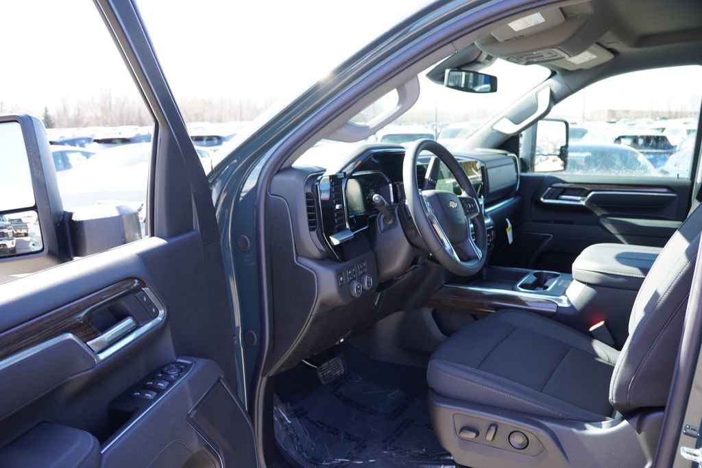 New 2026 Cypress Gray Chevrolet LT image 10