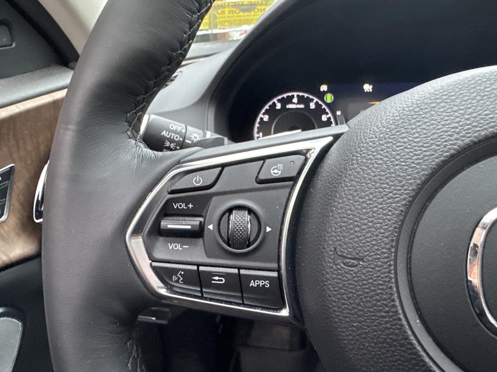 Used 2024 Majestic Black Pearl Acura SH-AWD w/Advance image 16
