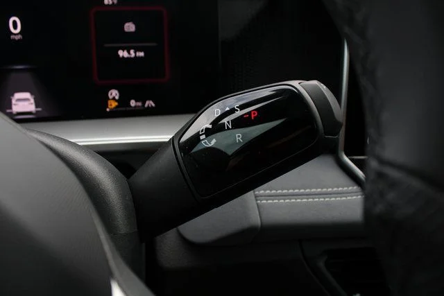 2025 Volkswagen Tiguan SE R-LINE BLACK - Photo 16