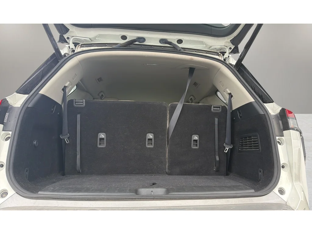 Used 2023 Pearl White Tricoat Nissan SL image 16
