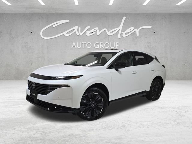 New 2026 Everest White Pearl TriCoat Nissan Platinum image 1