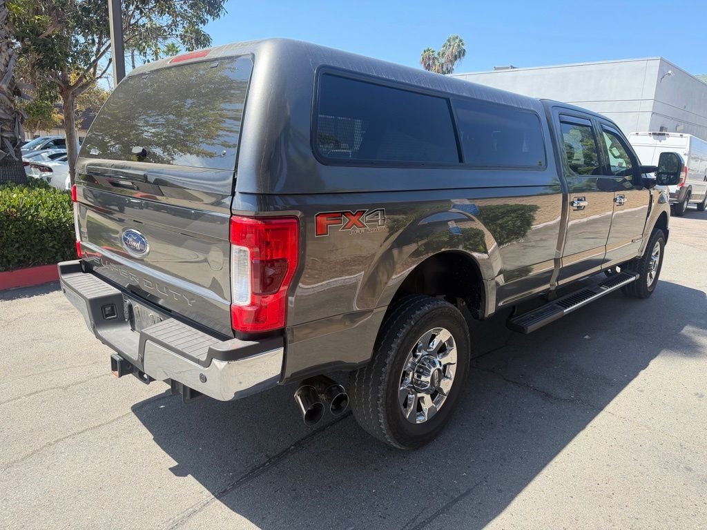 Used 2018 Gray Ford Lariat image 13