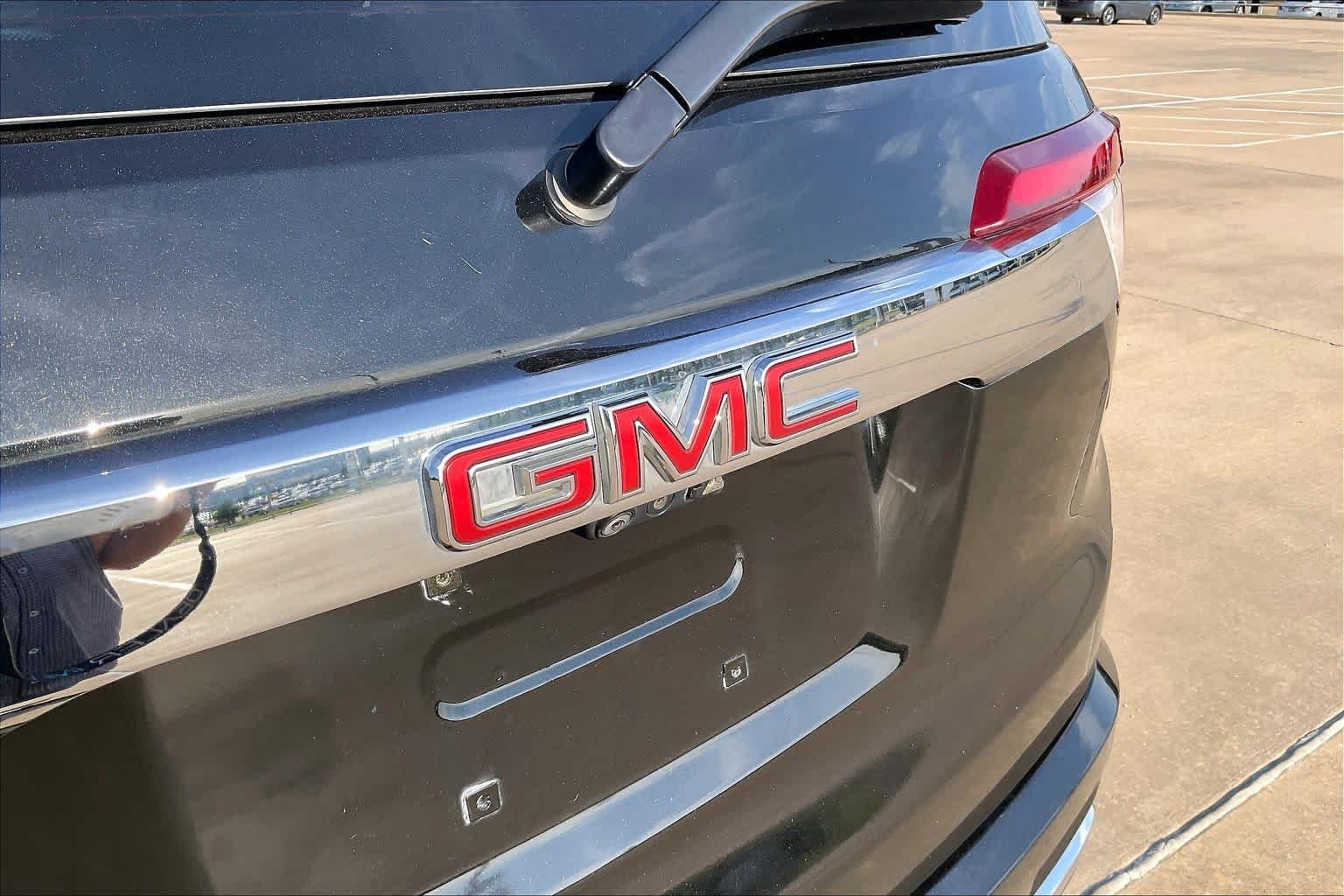 Used 2023 Ebony Twilight Metallic GMC Denali image 27