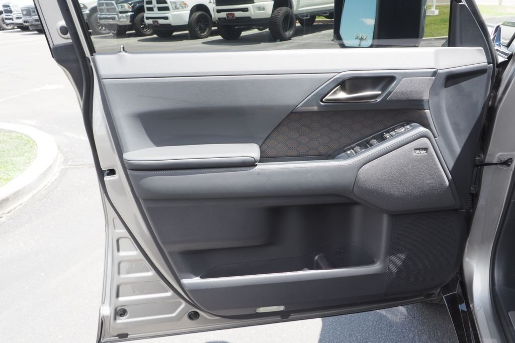 Used 2025 Silver Lexus 550 Luxury+ image 15