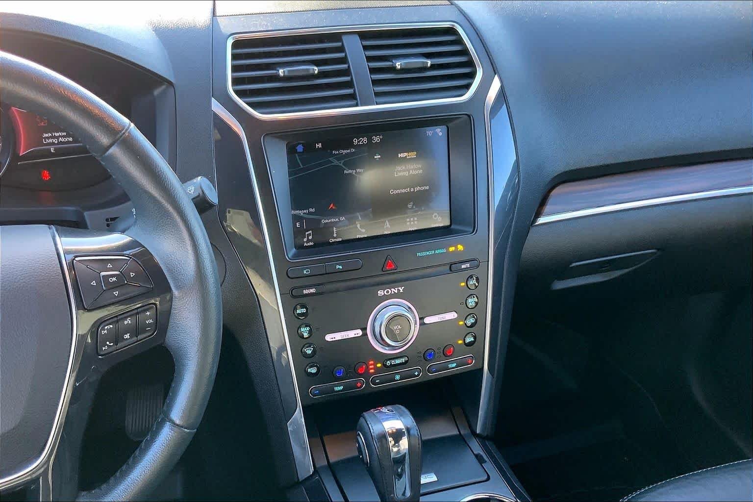 View vehicle photo 7