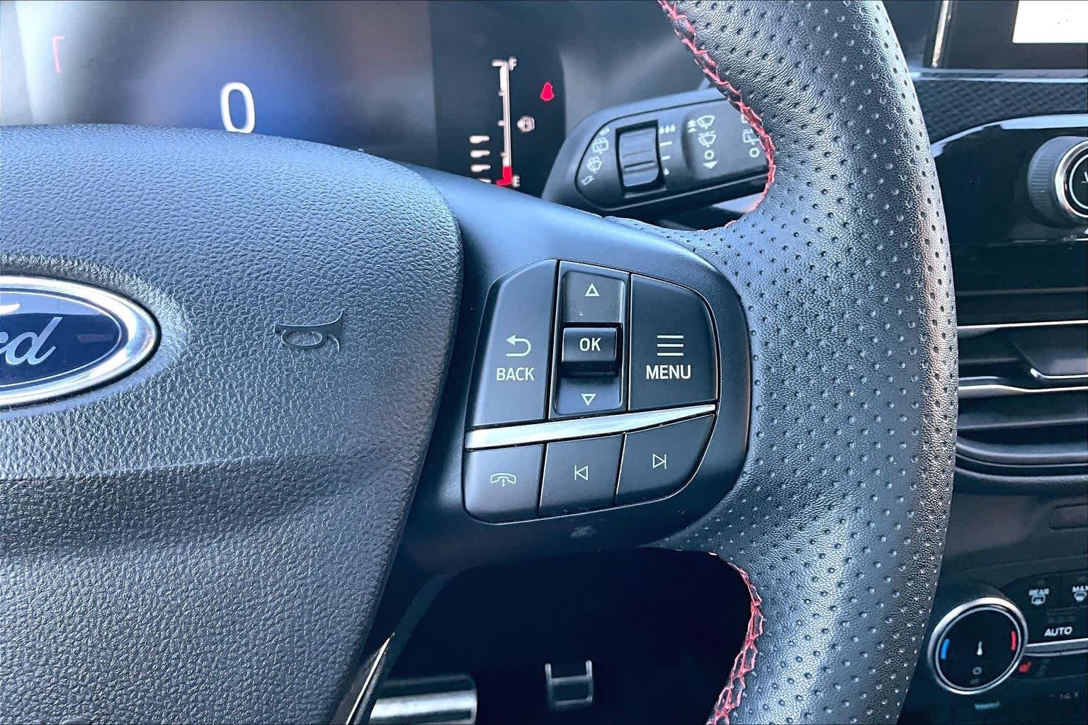 Used 2023 Carbonized Gray Metallic Ford ST-Line image 25