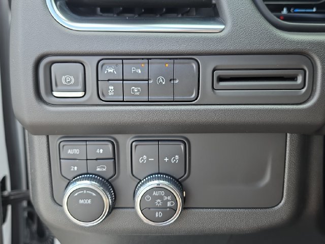 2023 GMC Yukon SLT - Photo 24