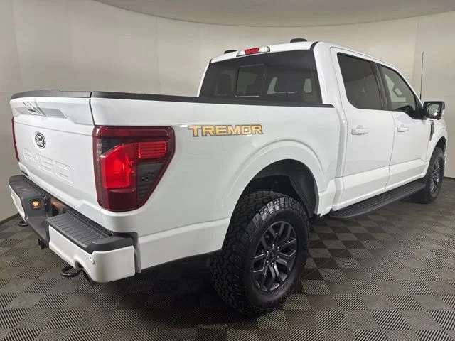 Used 2025 White Ford Tremor image 3