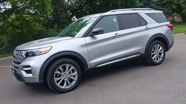 Used 2023 Silver Metallic Ford Limited image 7