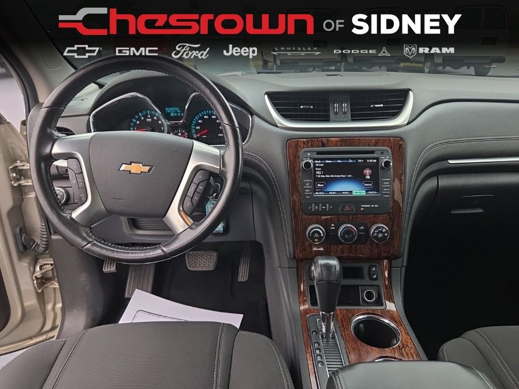 Used 2014 Gold Chevrolet LT image 28