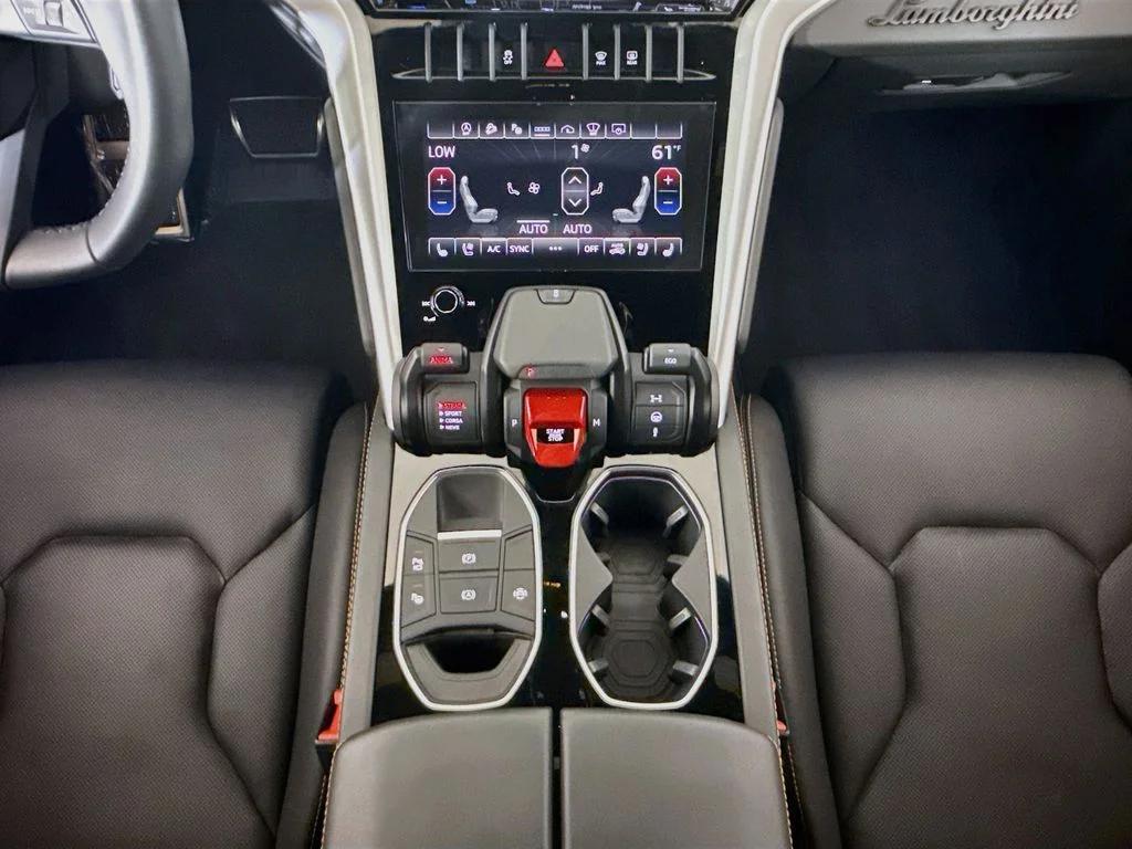 Used 2024 Black Lamborghini S image 14