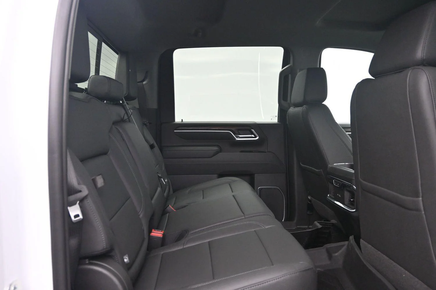 2026 GMC Sierra 2500HD SLT - Photo 15