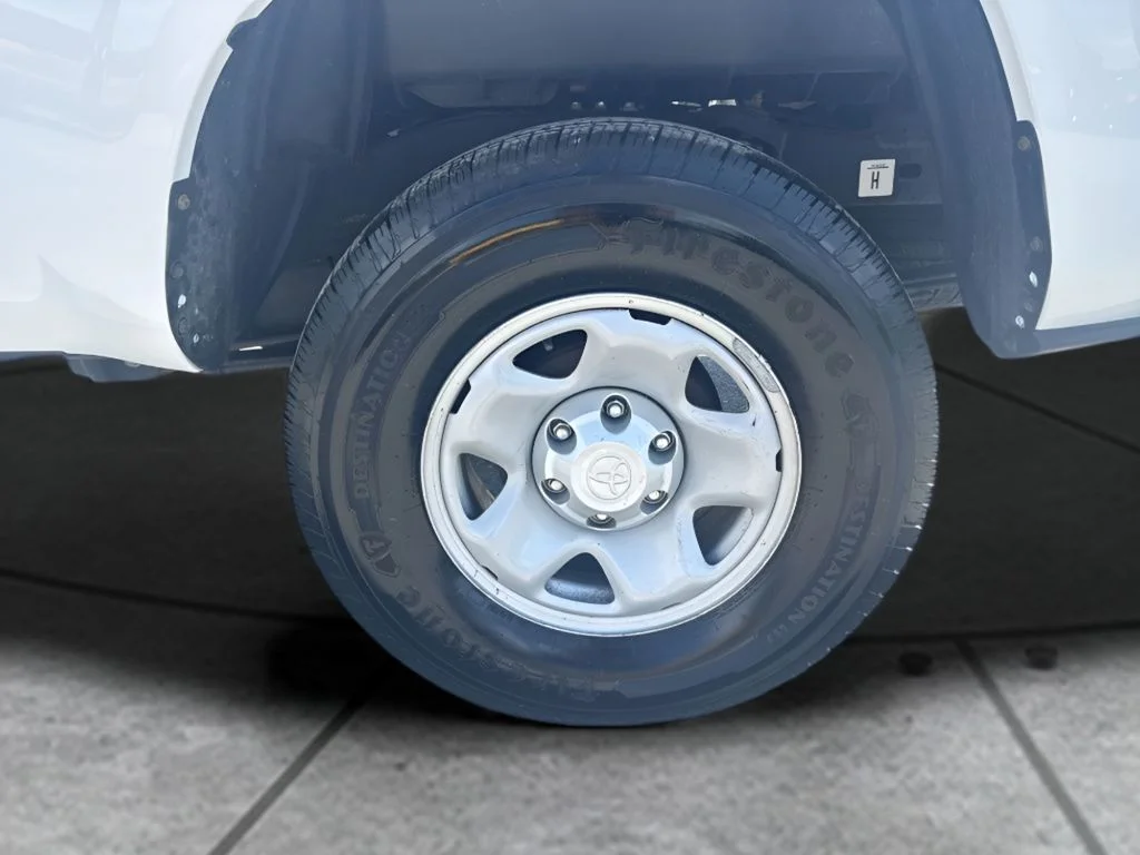 Used 2019 White Toyota SR image 25