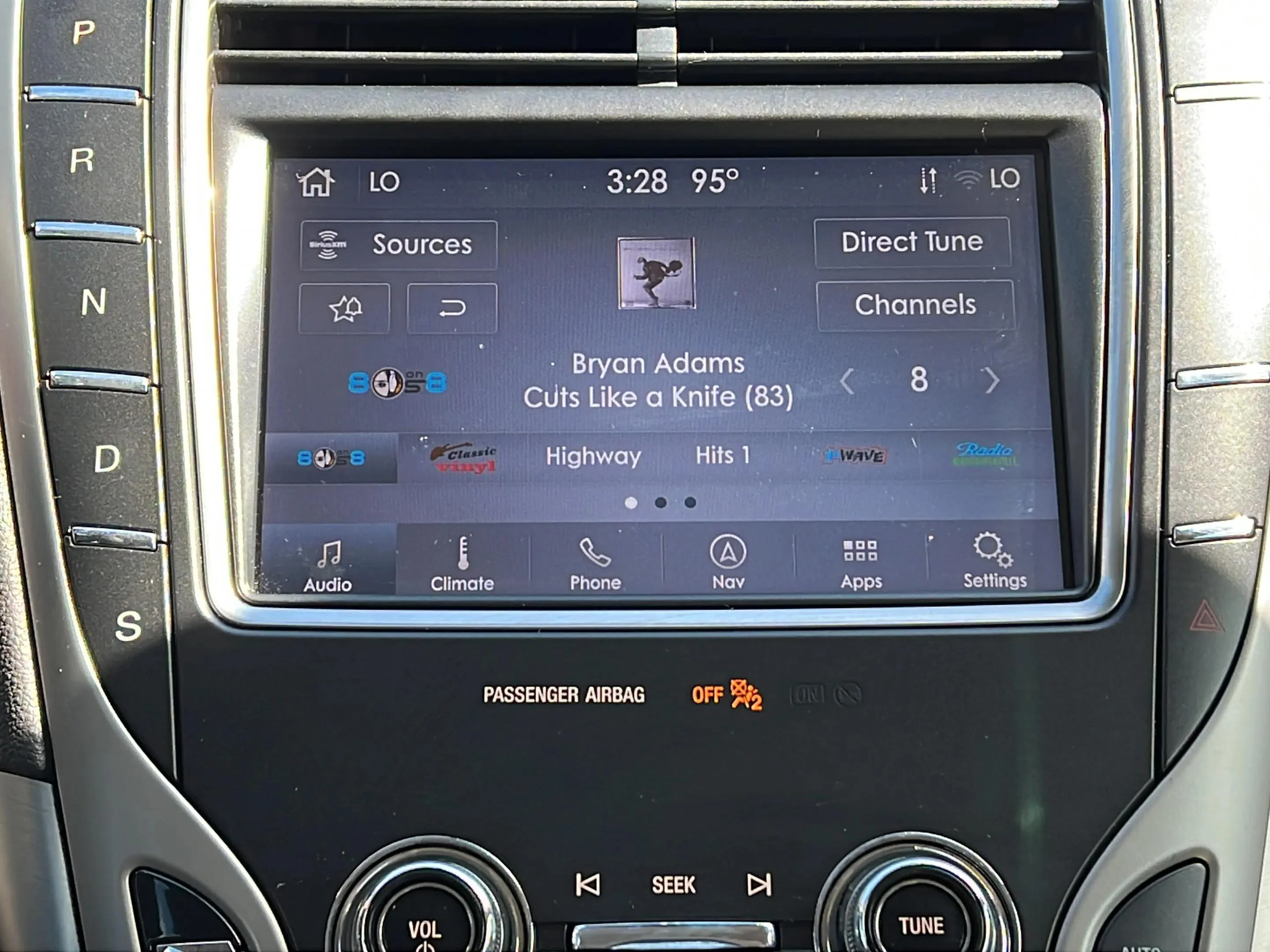 Used 2020 Red Lincoln Standard image 20