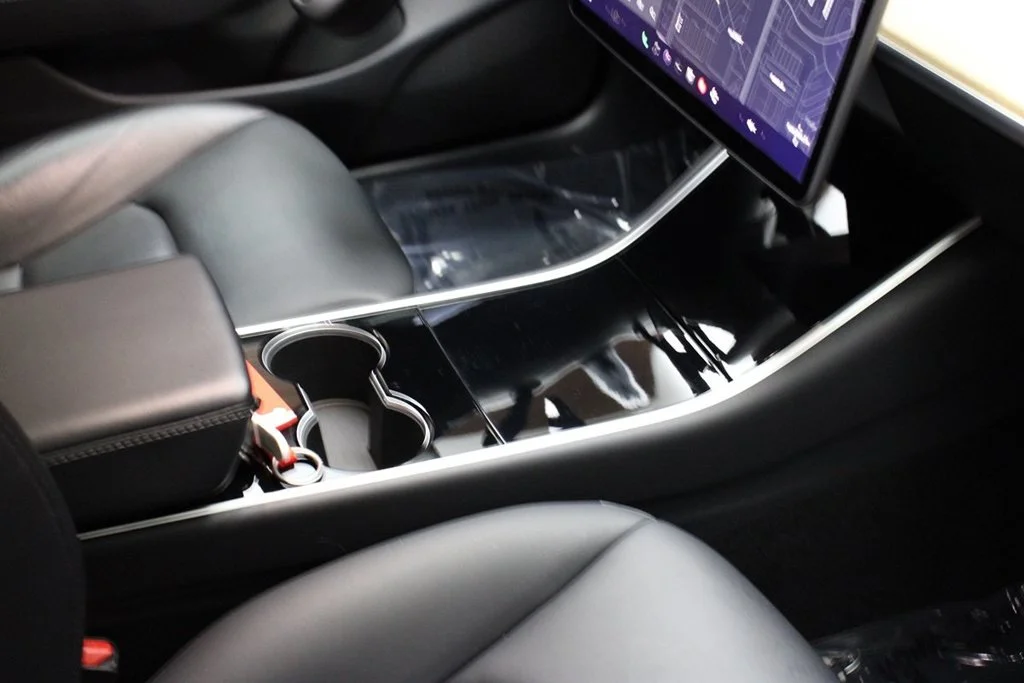 Used 2019 Deep Blue Metallic Tesla  image 29
